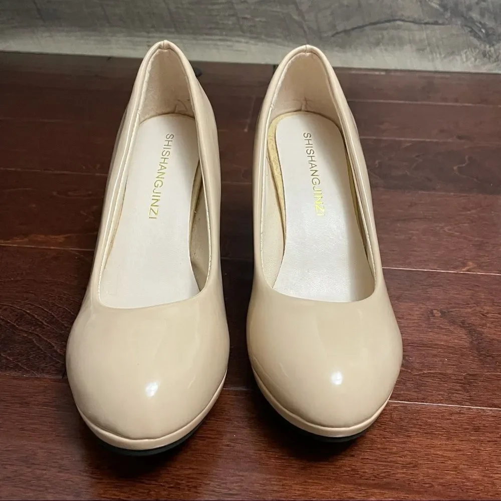 Shishang Jinzi Closed Toe Pump Shoe Beige Size 40 euro US 8.5